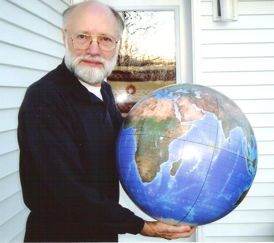Cahill-Keyes 5-degree globe