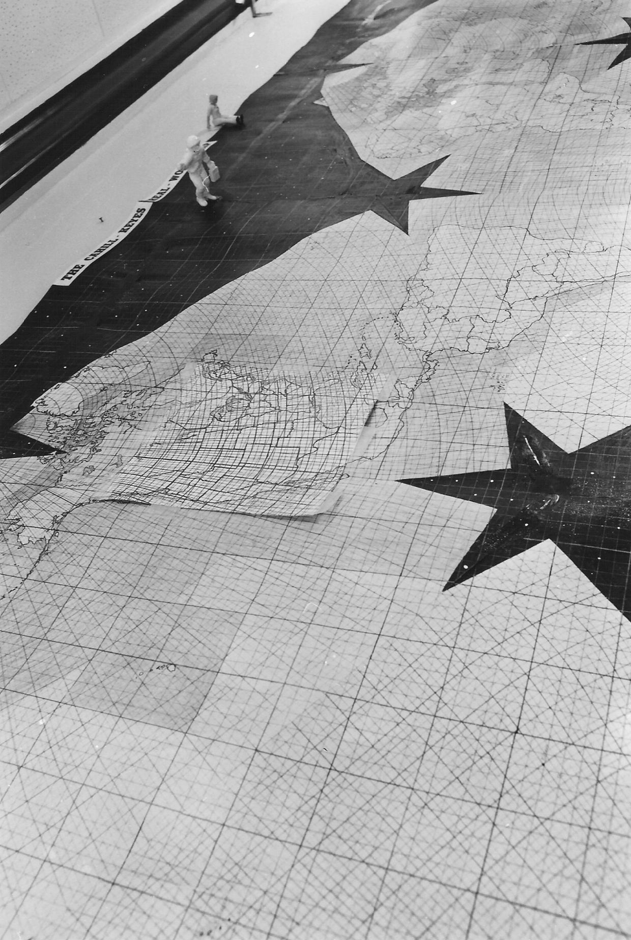 1/20.000.000 wall map seen as floor simulation of Mega-map