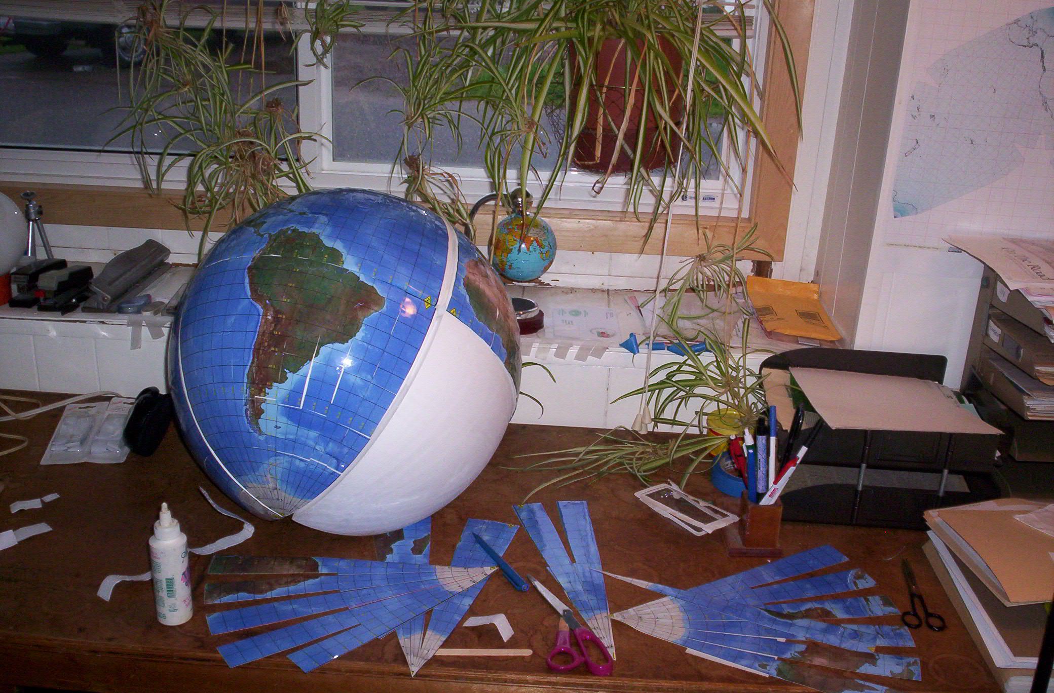 Assembling Roubal globe