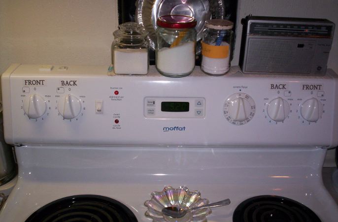 front-back labels which we added to Moffat electric range
